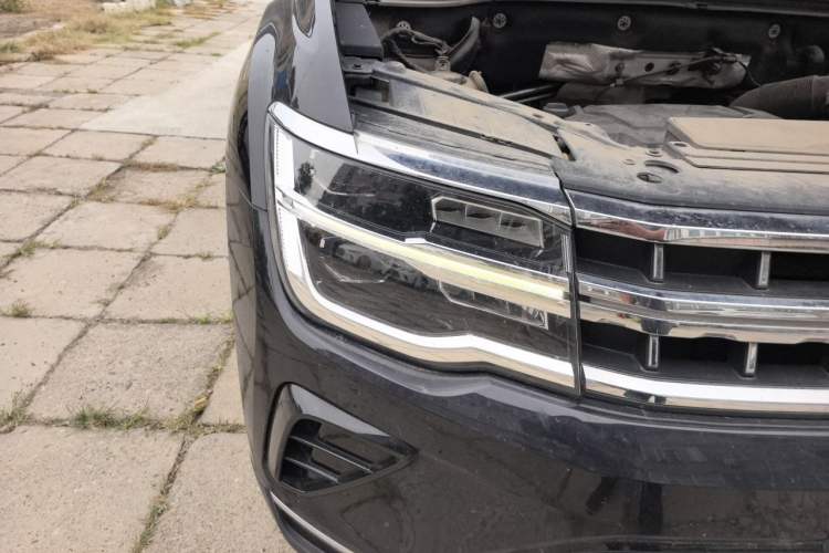 Used Volkswagen Teramont 2021 380TSI Four-Wheel Drive Prestige Luxury Edition Right Front Headlight