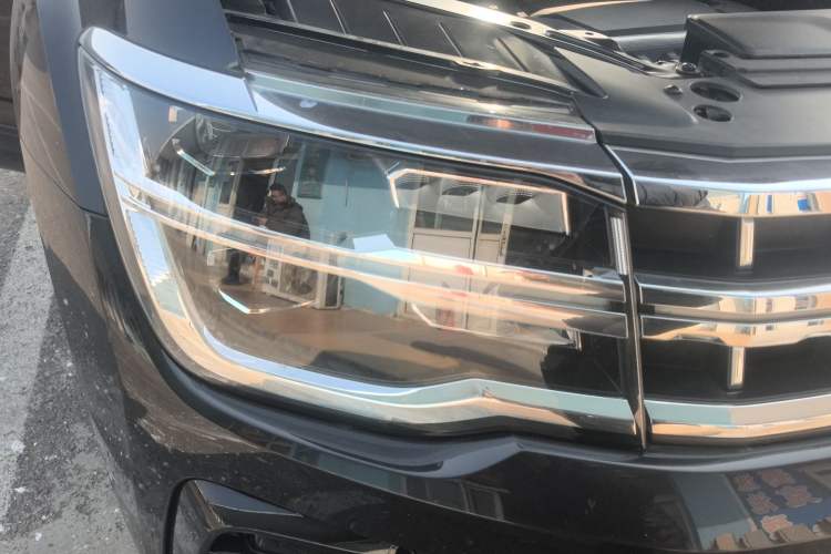 Used Volkswagen Teramont 2021 380TSI Four-Wheel Drive Luxury Edition Right Front Headlight