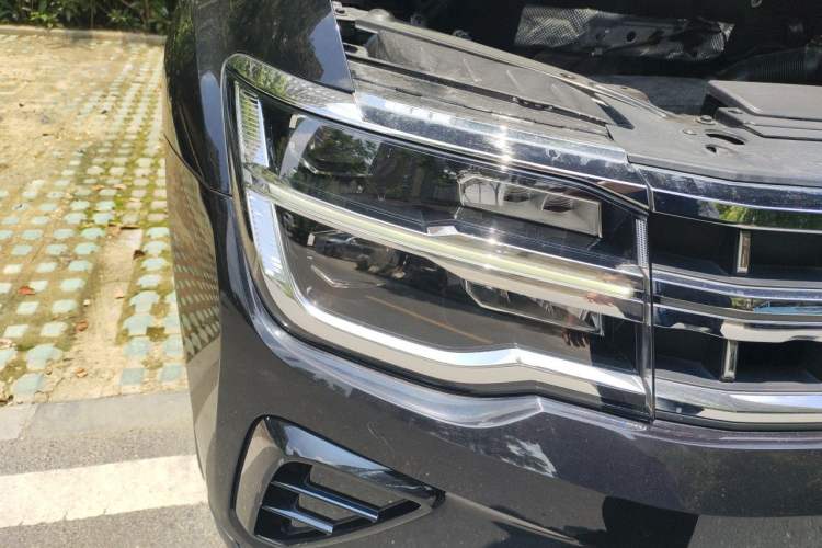 Used Volkswagen Teramont 2021 380TSI Four-Wheel Drive Luxury Edition Right Front Headlight