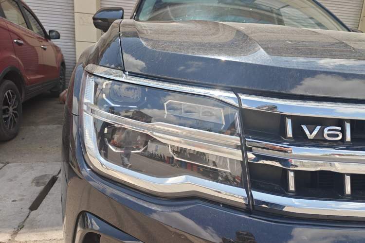 Used Volkswagen Teramont 2021 530 V6 Four-Wheel Drive Prestige Luxury Edition Right Front Headlight
