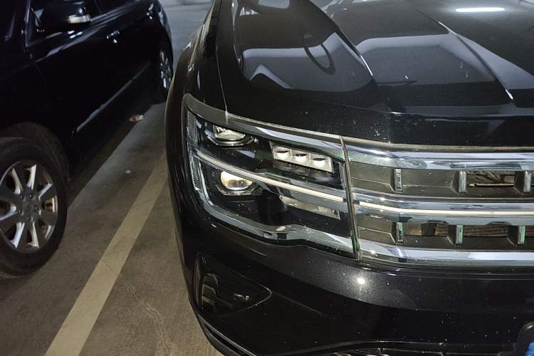 Used Volkswagen Teramont 2021 380TSI Four-Wheel Drive Prestige Luxury Edition Right Front Headlight