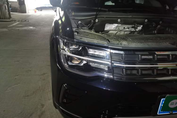 Used Volkswagen Teramont 2021 380TSI Four-Wheel Drive Prestige Luxury Edition Right Front Headlight