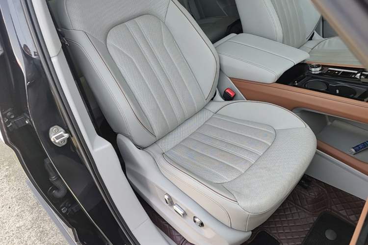 Used Volkswagen Teramont 2021 380TSI Four-Wheel Drive Prestige Luxury Edition Right Front Seat