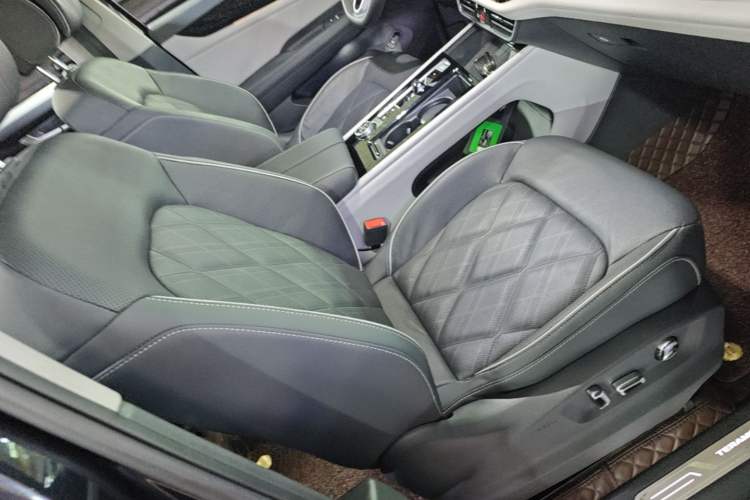 Used Volkswagen Teramont 2021 380TSI Four-Wheel Drive Prestige Flagship Edition Right Front Seat
