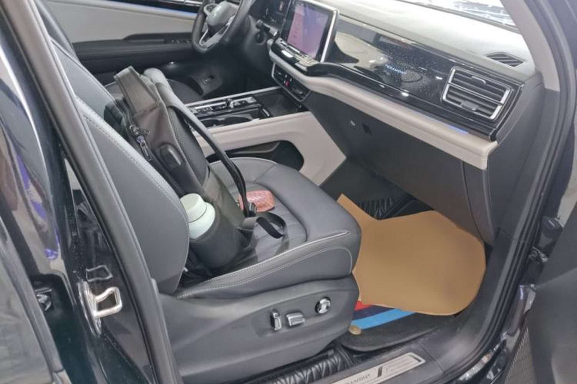 Used Volkswagen Teramont 2021 380TSI Four-Wheel Drive Prestige Luxury Edition Right Front Seat