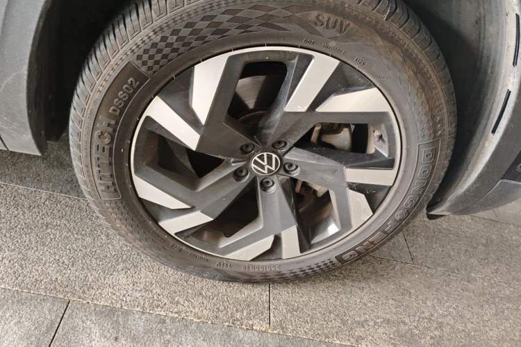 Used Volkswagen Teramont 2021 530 V6 Four-Wheel Drive Prestige Luxury Edition Right Front Wheel Hub