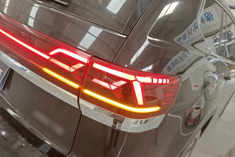 Used Volkswagen Teramont 2021 330TSI Two-Wheel-Drive Prestige Luxury Edition Right Rear Taillight