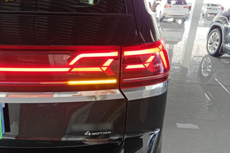 Used Volkswagen Teramont 2021 530 V6 All-Wheel Drive Prestige Flagship Edition Right Rear Taillight