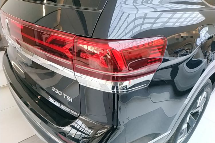 Used Volkswagen Teramont 2021 330TSI Two-Wheel-Drive Prestige Luxury Edition Right Rear Taillight