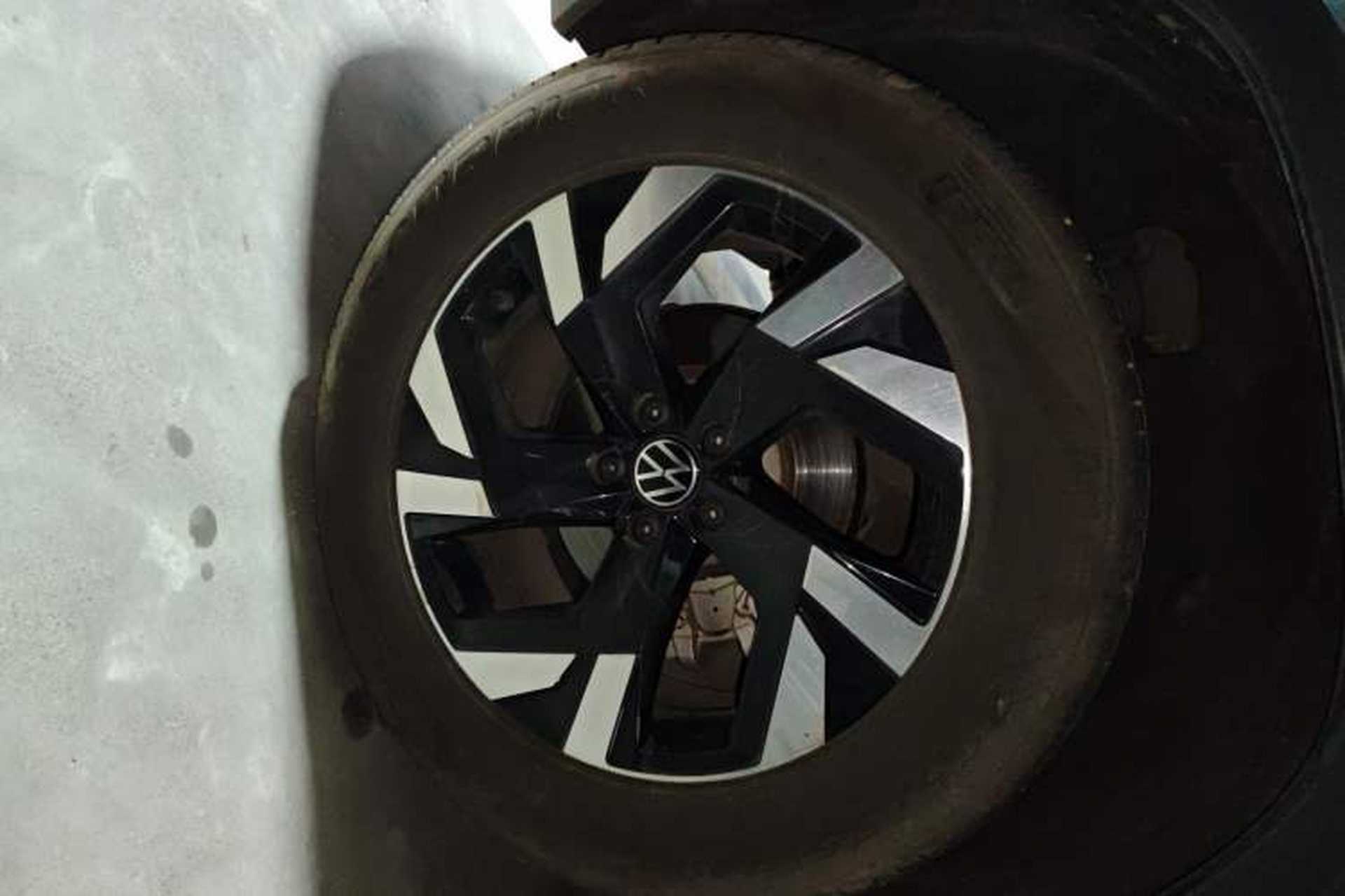 Used Volkswagen Teramont 2021 380TSI Four-Wheel Drive Prestige Luxury Edition Right Rear Wheel Hub