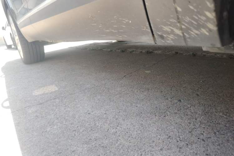 Used Volkswagen Teramont 2021 380TSI Four-Wheel Drive Prestige Flagship Edition Right Side Sill