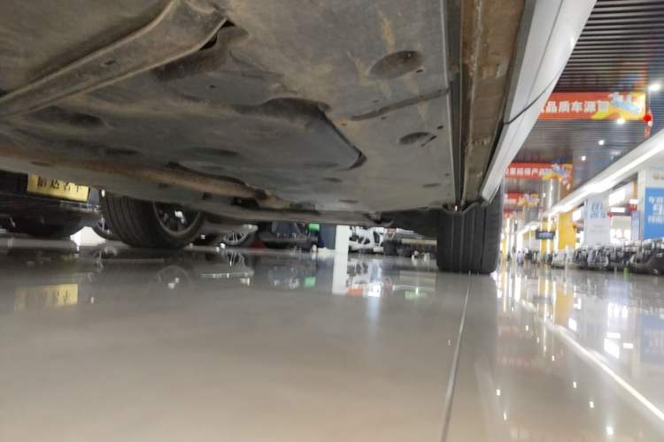 Used Volkswagen Teramont 2021 380TSI Four-Wheel Drive Prestige Flagship Edition Right Side Sill