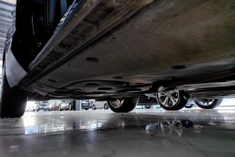 Used Volkswagen Teramont 2021 380TSI Four-Wheel Drive Prestige Flagship Edition Right Side Sill