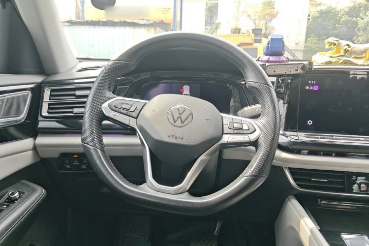 Used Volkswagen Teramont 2021 330TSI Two-Wheel-Drive Prestige Luxury Edition Steering Wheel