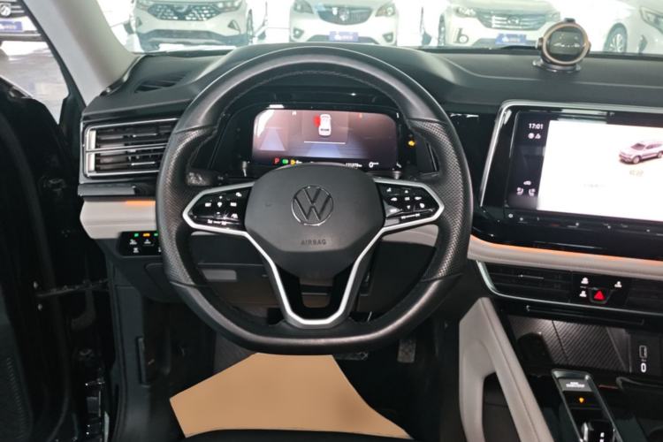 Used Volkswagen Teramont 2021 530 V6 All-Wheel Drive Prestige Flagship Edition Steering Wheel