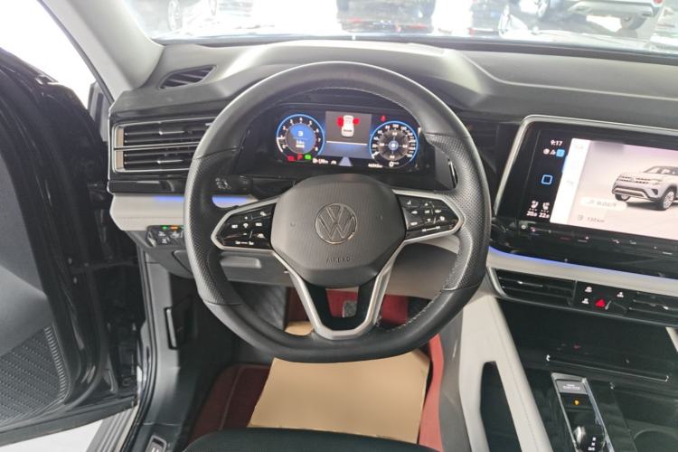 Used Volkswagen Teramont 2021 530 V6 All-Wheel Drive Prestige Flagship Edition Steering Wheel