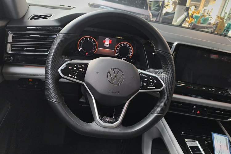 Used Volkswagen Teramont 2021 380TSI Four-Wheel Drive Prestige Luxury Edition Steering Wheel