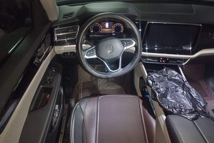 Used Volkswagen Teramont 2021 380TSI Four-Wheel Drive Prestige Luxury Edition Steering Wheel