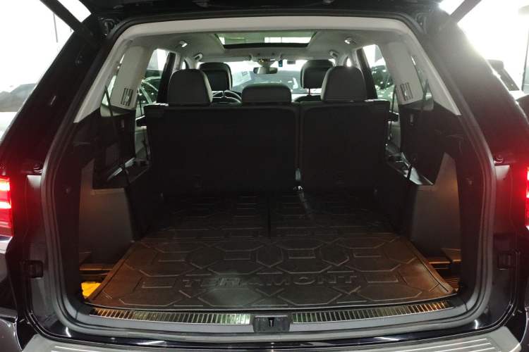 Used Volkswagen Teramont 2021 380TSI Four-Wheel Drive Prestige Flagship Edition Trunk