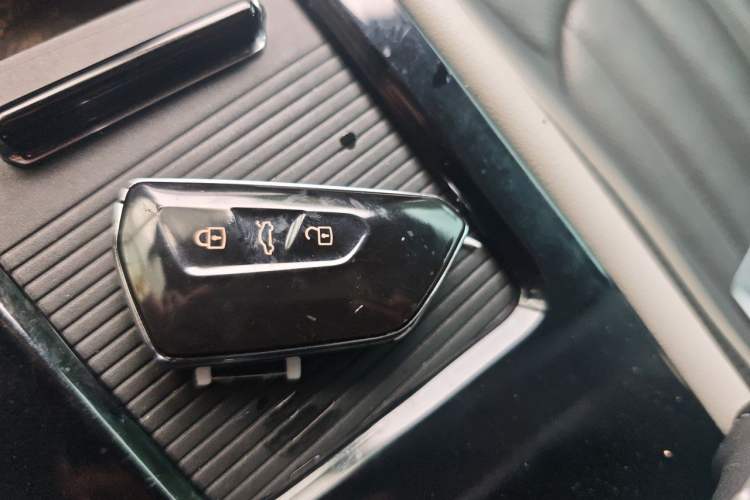 Used Volkswagen Teramont 2021 380TSI Four-Wheel Drive Prestige Luxury Edition Vehicle Key