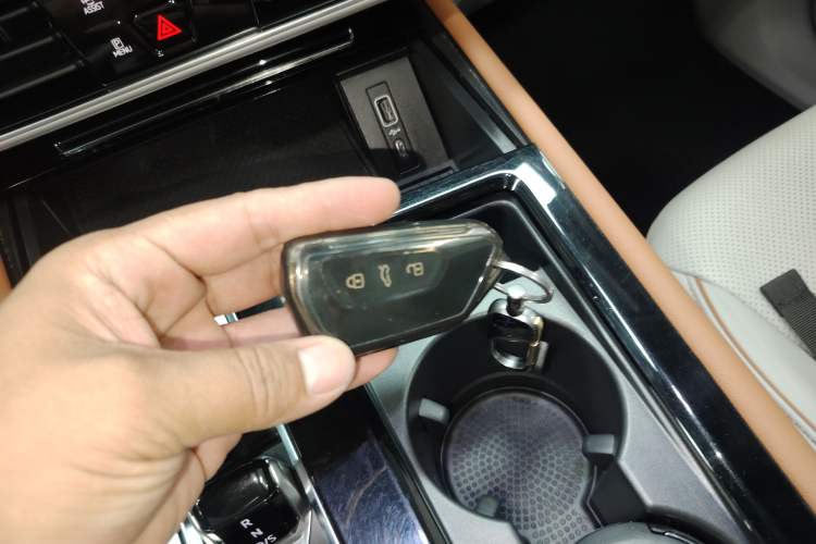 Used Volkswagen Teramont 2021 380TSI Four-Wheel Drive Prestige Luxury Edition Vehicle Key