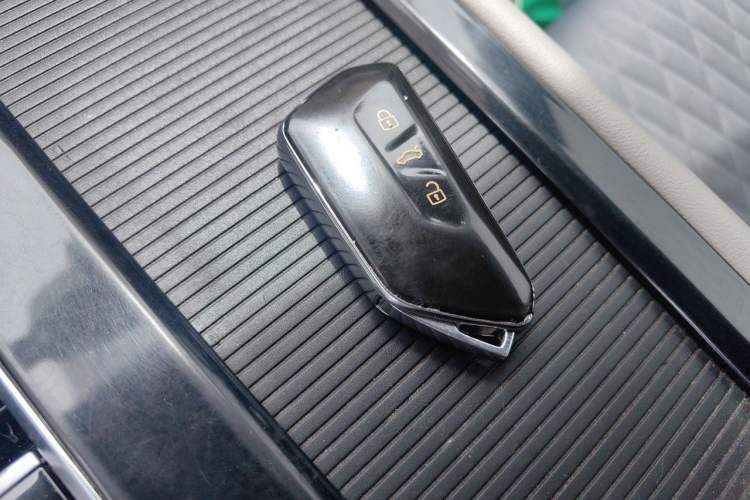 Used Volkswagen Teramont 2021 380TSI Four-Wheel Drive Luxury Edition Vehicle Key