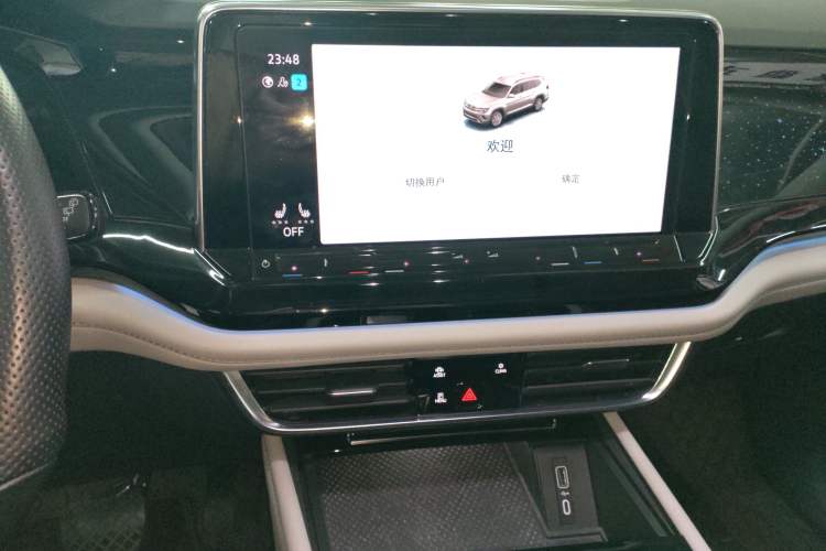 Used Volkswagen Teramont 2021 380TSI Four-Wheel Drive Prestige Luxury Edition Audio And AC Panel