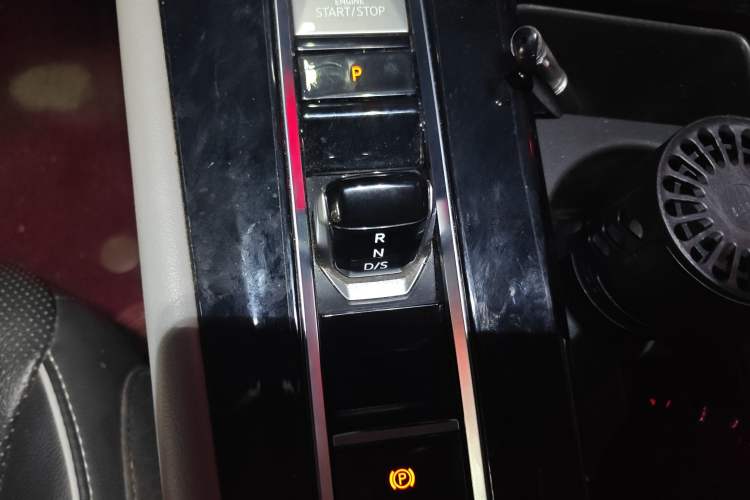 Used Volkswagen Teramont 2021 380TSI Four-Wheel Drive Prestige Luxury Edition Gear Lever