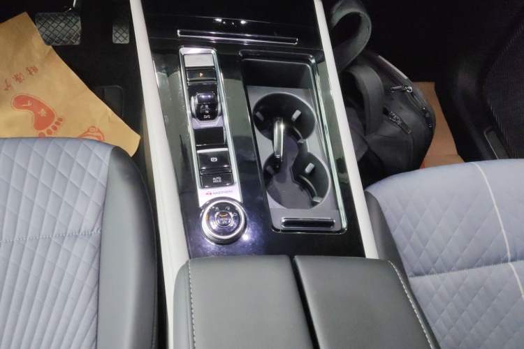 Used Volkswagen Teramont 2021 380TSI Four-Wheel Drive Luxury Edition Gear Lever