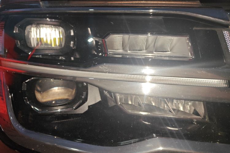 Used Volkswagen Teramont 2021 380TSI Four-Wheel Drive Prestige Luxury Edition Right Front Headlight