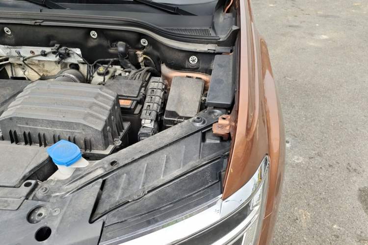 Used Volkswagen Teramont 2021 380TSI Four-Wheel Drive Prestige Luxury Edition Engine Bay Left