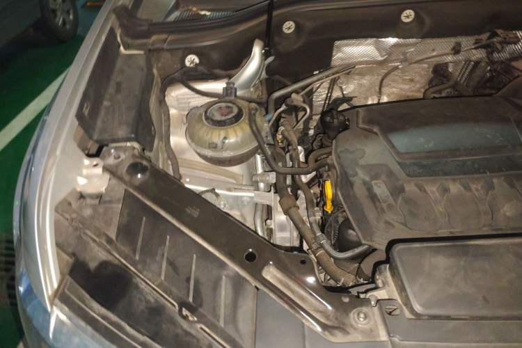 Used Volkswagen Teramont 2021 380TSI Four-Wheel Drive Prestige Luxury Edition Engine Bay Right