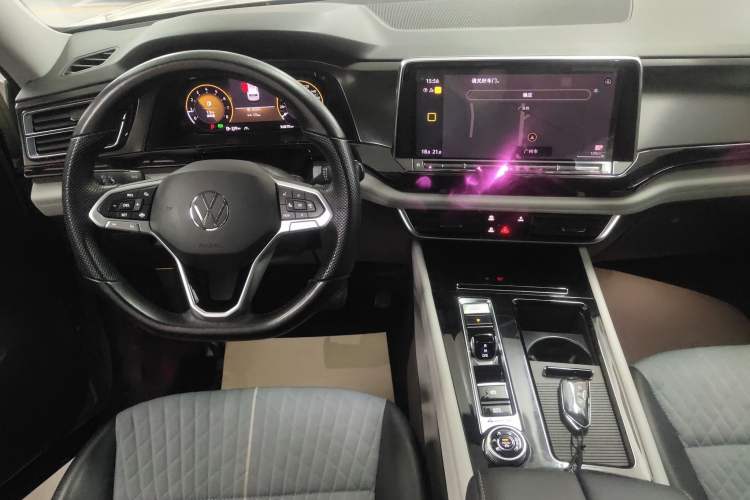 Used Volkswagen Teramont 2021 380TSI Four-Wheel Drive Luxury Edition Audio And AC Panel