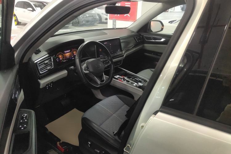Used Volkswagen Teramont 2021 380TSI Four-Wheel Drive Luxury Edition Left Front Seat