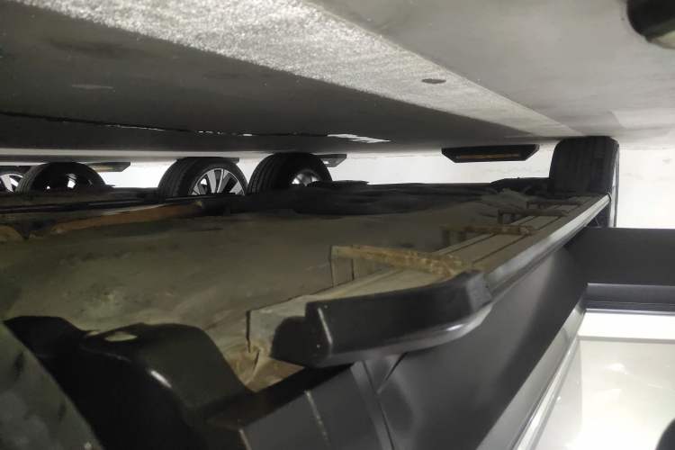 Used Volkswagen Teramont 2021 380TSI Four-Wheel Drive Luxury Edition Right Side Sill