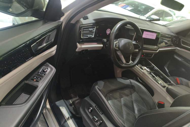 Used Volkswagen Teramont 2021 380TSI Four-Wheel Drive Prestige Flagship Edition Driver Seat