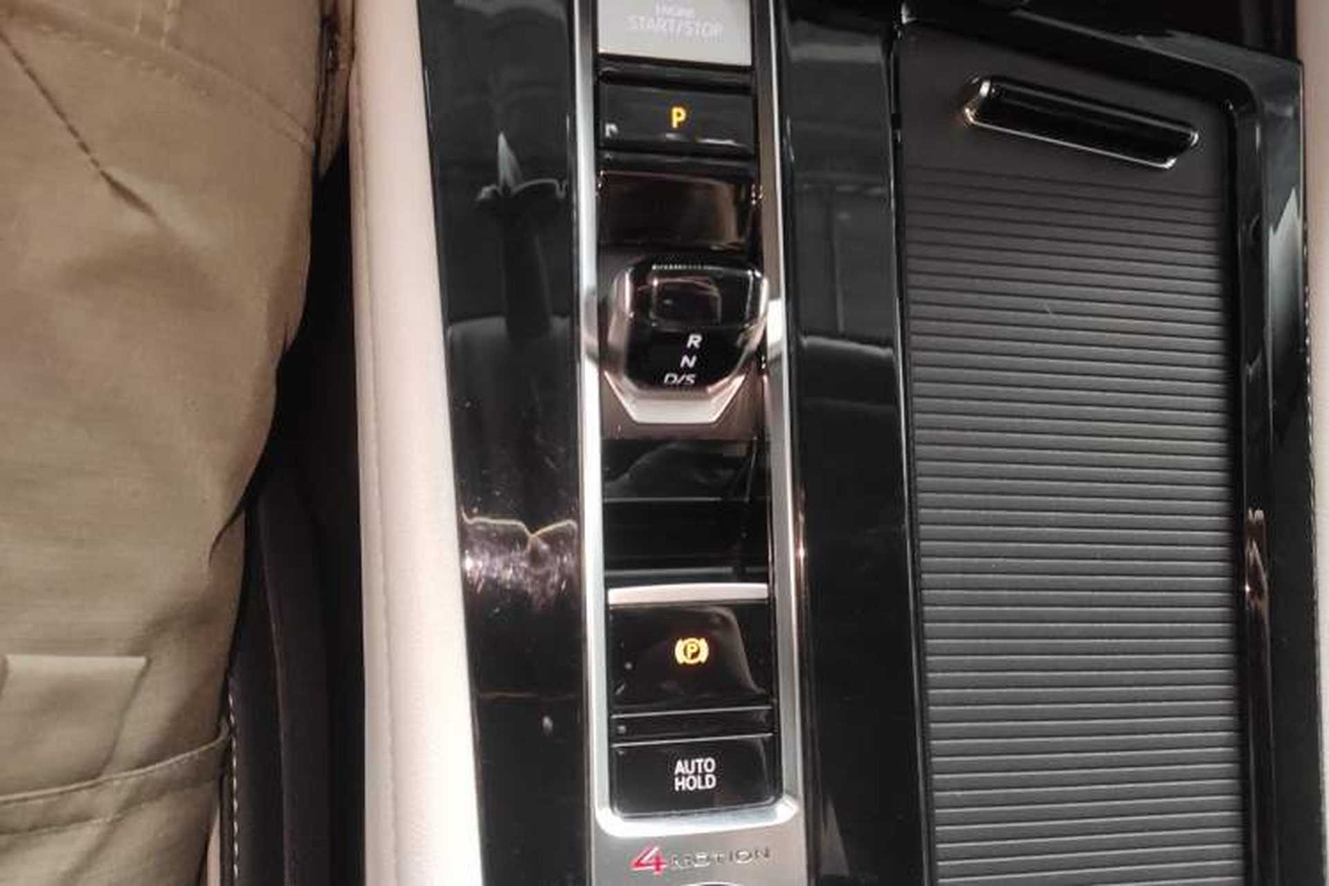 Used Volkswagen Teramont 2021 380TSI Four-Wheel Drive Prestige Flagship Edition Gear Lever