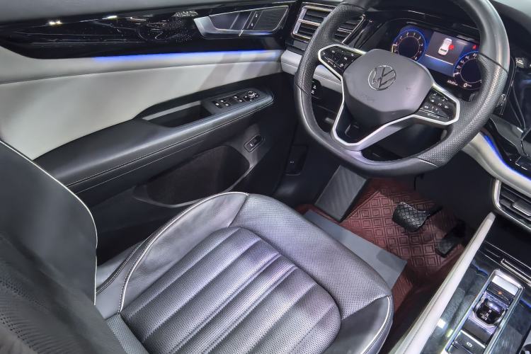 Used Volkswagen Teramont 2021 380TSI Four-Wheel Drive Prestige Luxury Edition Interior 15