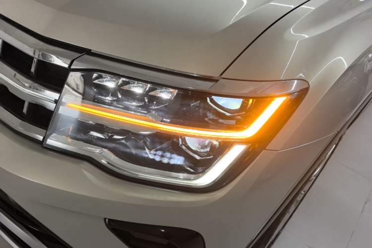 Used Volkswagen Teramont 2021 380TSI Four-Wheel Drive Prestige Flagship Edition Left Front Headlight