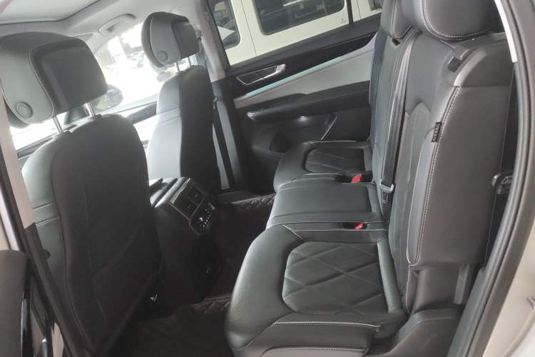Used Volkswagen Teramont 2021 380TSI Four-Wheel Drive Prestige Flagship Edition Left Rear Seat
