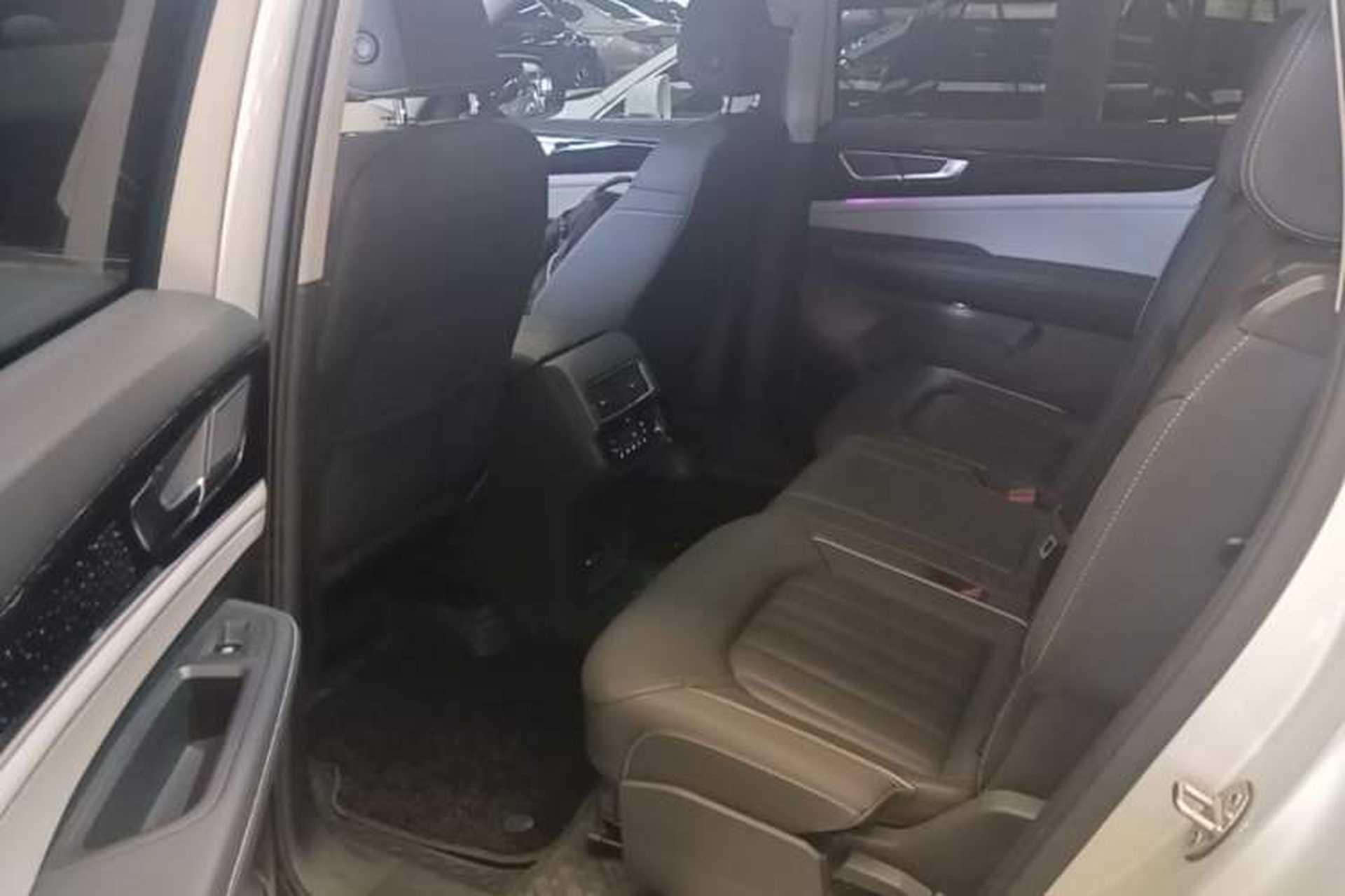 Used Volkswagen Teramont 2021 380TSI Four-Wheel Drive Prestige Luxury Edition Left Rear Seat