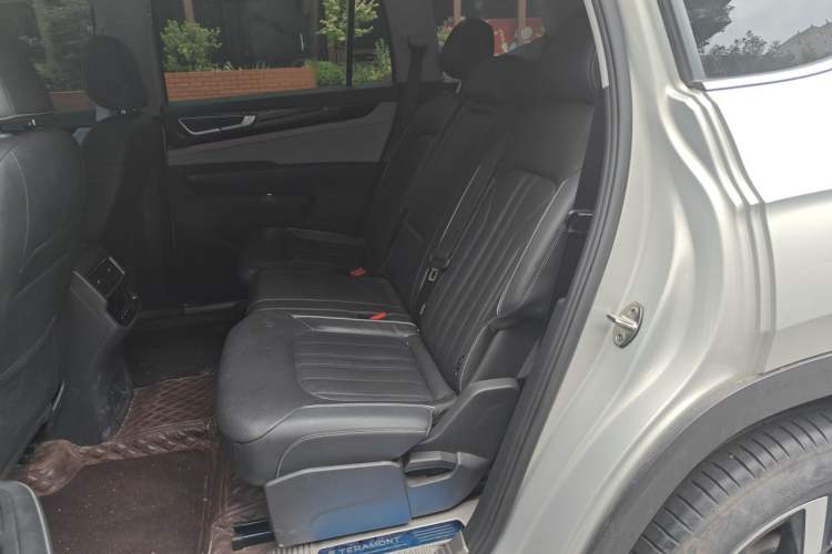 Used Volkswagen Teramont 2021 330TSI Two-Wheel-Drive Prestige Luxury Edition Left Rear Seat