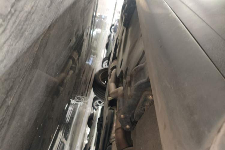 Used Volkswagen Teramont 2021 380TSI Four-Wheel Drive Prestige Flagship Edition Left Side Sill