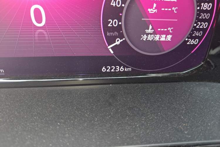 Used Volkswagen Teramont 2021 330TSI Two-Wheel-Drive Prestige Luxury Edition Odometer Close Up