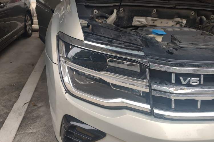 Used Volkswagen Teramont 2021 530 V6 Four-Wheel Drive Prestige Luxury Edition Right Front Headlight