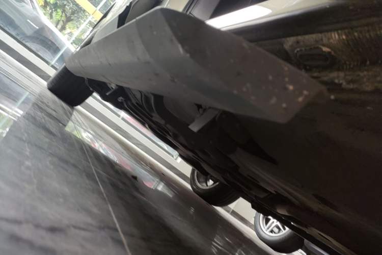 Used Volkswagen Teramont 2021 380TSI Four-Wheel Drive Prestige Flagship Edition Right Side Sill