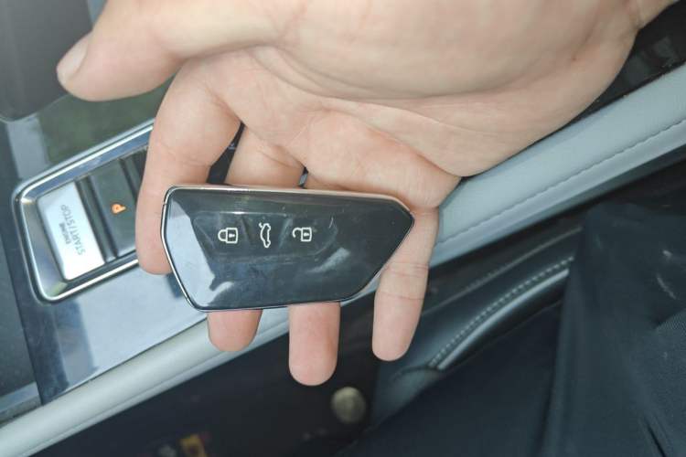 Used Volkswagen Teramont 2021 330TSI Two-Wheel-Drive Prestige Luxury Edition Vehicle Key