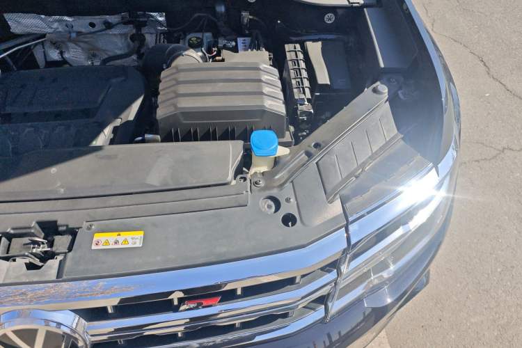 Used Volkswagen Teramont 2021 380TSI Four-Wheel Drive Luxury Edition Engine Bay Left