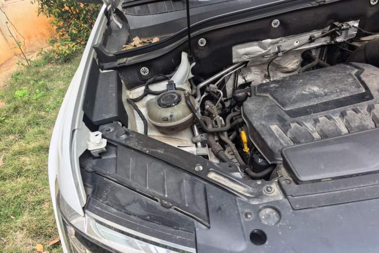 Used Volkswagen Teramont 2021 380TSI Four-Wheel Drive Luxury Edition Engine Bay Right