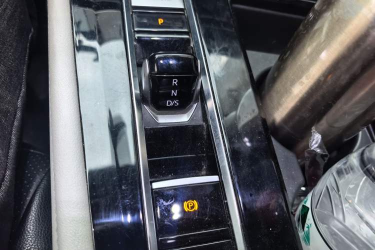 Used Volkswagen Teramont 2021 380TSI Four-Wheel Drive Luxury Edition Gear Lever
